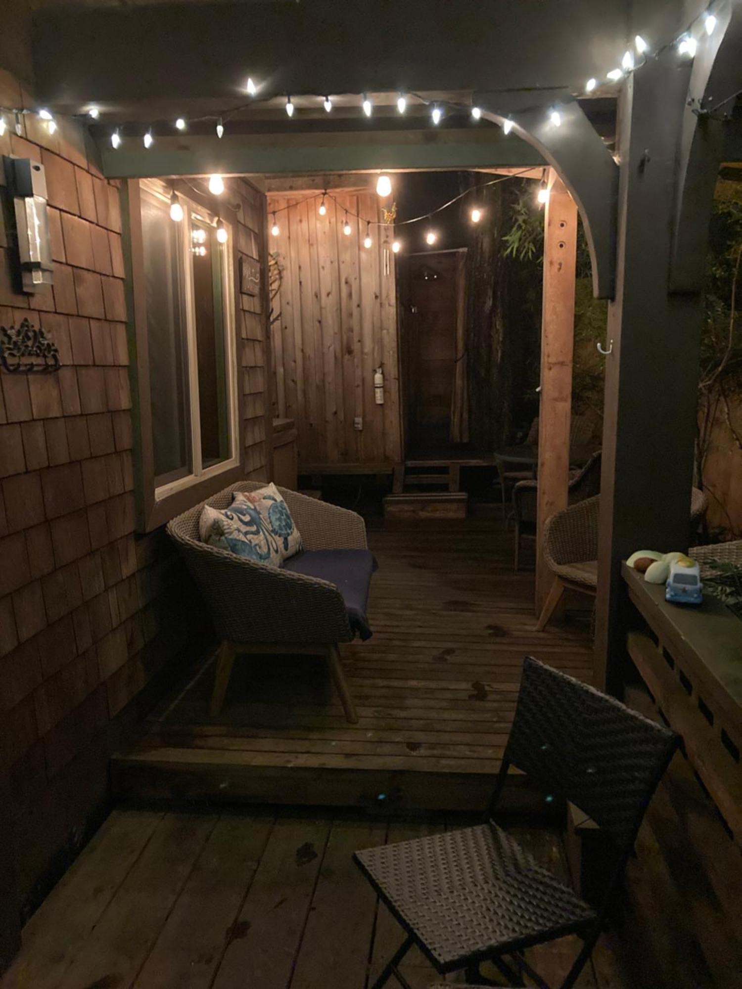 Forest Sweet Retreat Hot Tub & Wood Fired Sauna Ucluelet Eksteriør billede